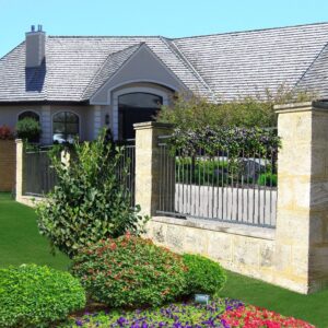 Prefabricated faux stone Fence 0007