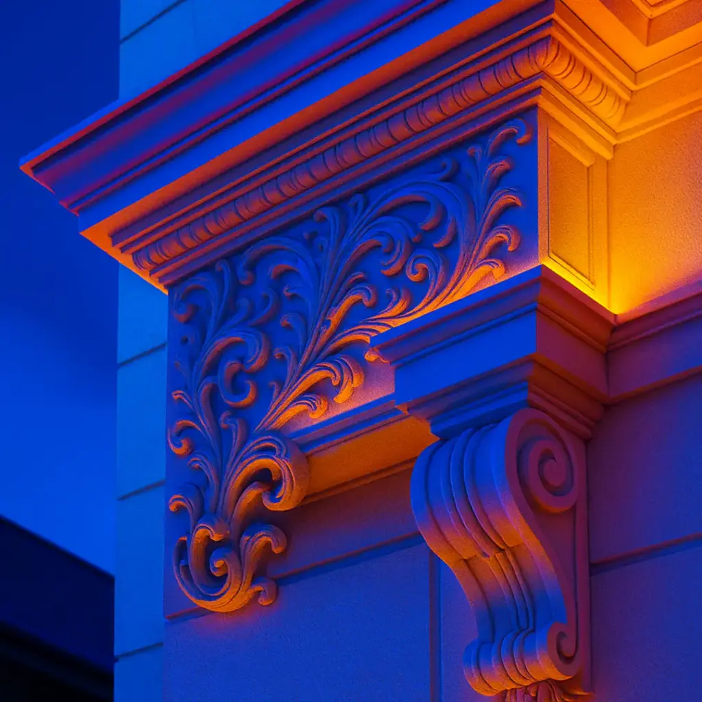 corner molding decorative