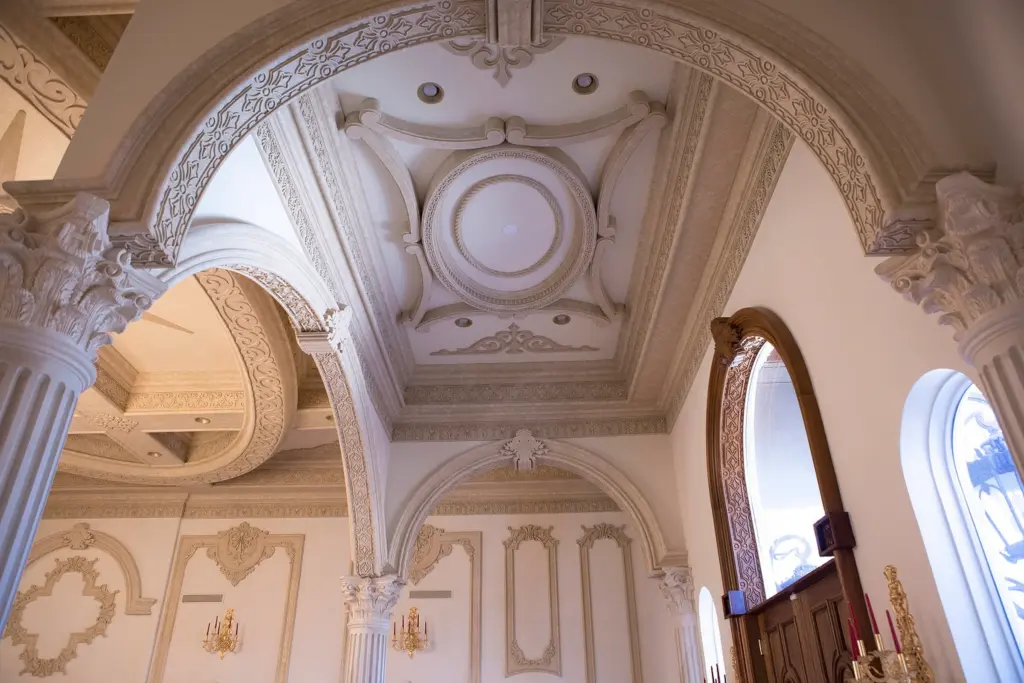 Decorative Wall Molding 4