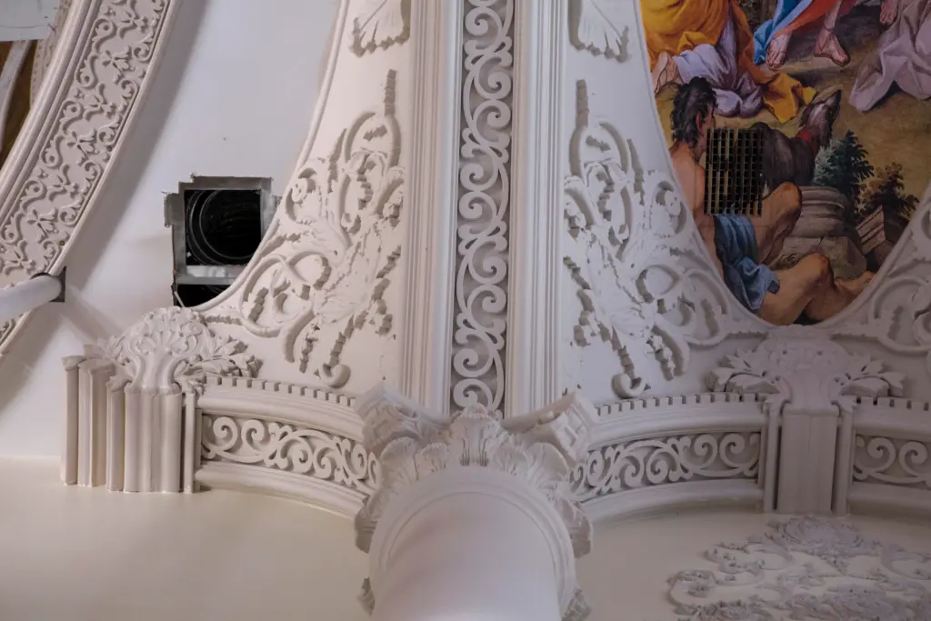 Decorative Wall Molding 5